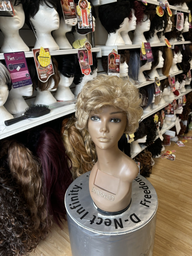 SHORT LACE FRONT WIGS FOR WOMEN