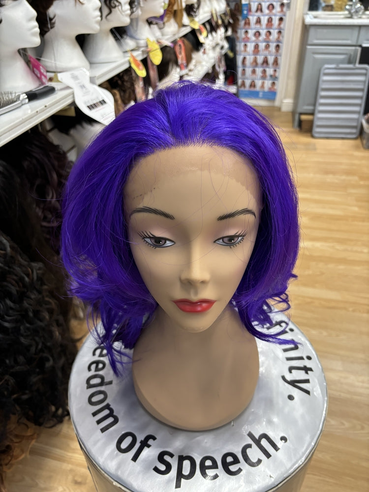 R&B COLLECTION LACE FRONT WIGS AMBER