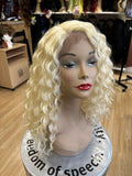 BLONDE CURLY WIGS