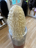 BLONDE CURLY WIGS