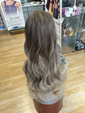 BEAUTIFUL LONG-LACE WIG