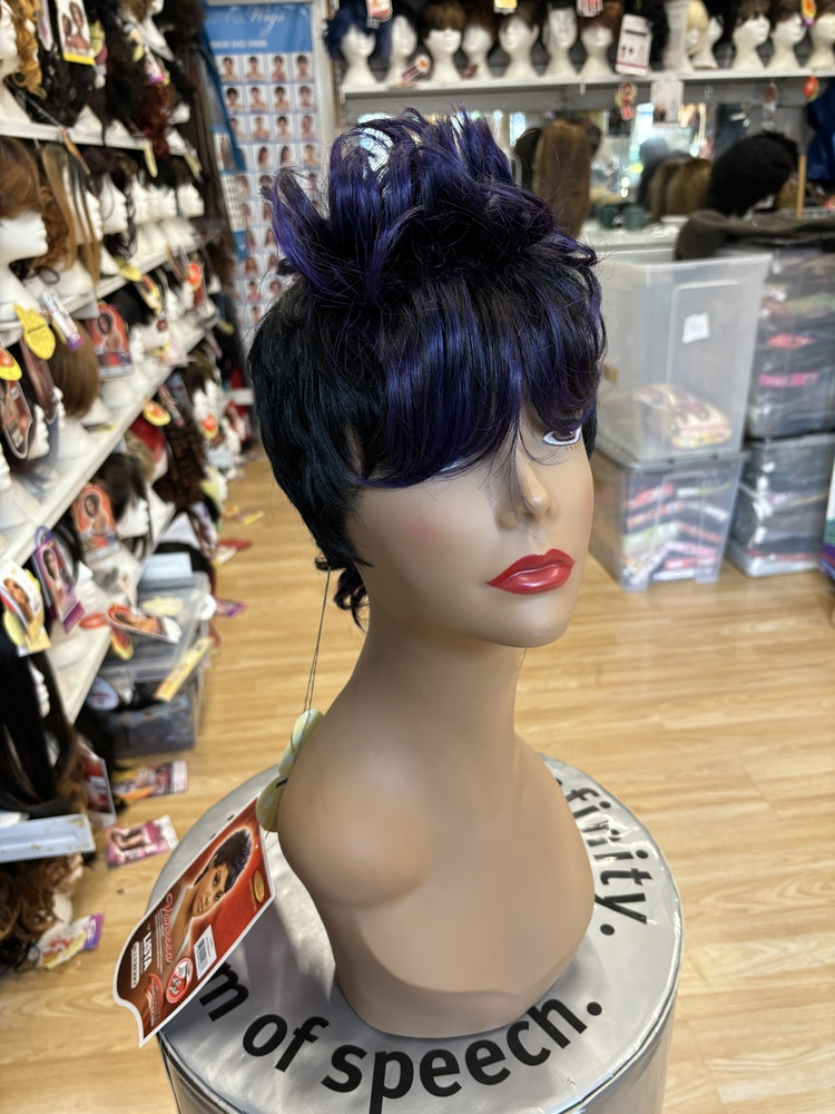 VANESSA THE FIRST NAME IN WIG LISTA