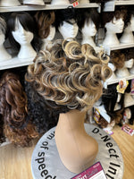 VANESSA PARTY LACE WIG HILLY