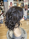 BEAUTIFUL MID-LENGTH LACE FRONT WIG