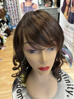VANESSA THE FIRST NAME IN WIGS_LA ORIA