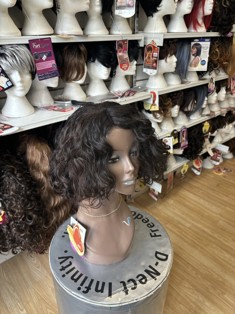 VANESSA-FIFTH AVENUE COLLECTION WIG SUPER YESA