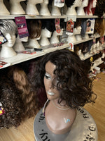VANESSA-FIFTH AVENUE COLLECTION WIG SUPER YESA