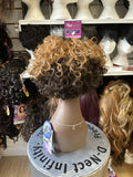 VANESSA THE FIRST NAME IN WIGS SUPER-C-SIDE DALIS