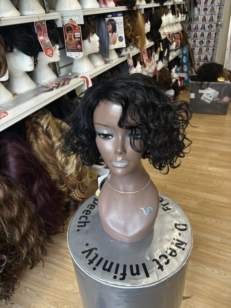 VANESSA FIFTH AVENUE WIG SUPER_YESA