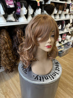 VANESSA THE FIRST NAME IN WIGS LAS BENITA