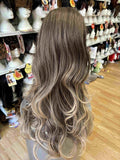 BEAUTIFUL BROWN LACE WIG