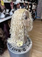 VANESSA THE FIRST NAME IN WIGS TOPS M SPANYA