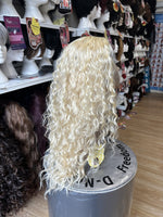 VANESSA THE FIRST NAME IN WIGS TOPS M SPANYA