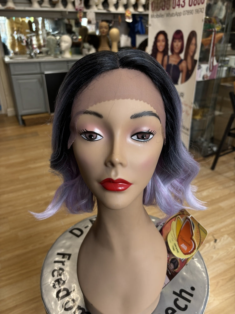 VANESSA THE FIRST NAME IN WIGS TOPS M EVIE