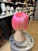 BEAUTIFUL SHORT STYLE LACE FRONT WIG